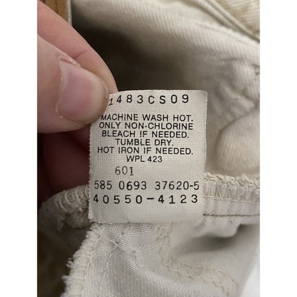 Vintage Levi’s cream Made In USA  tag Size 36x32 actual size 38x29.5 - Picture 6 of 11